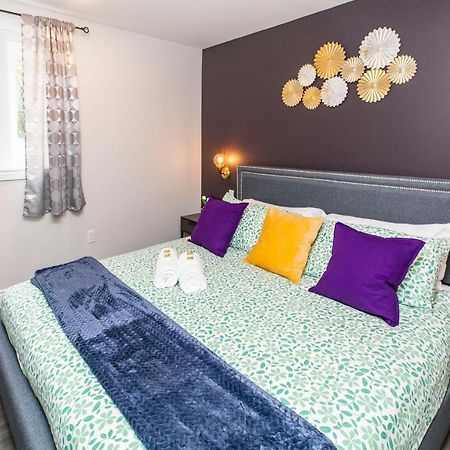 오타와 Luxury 1Br With King Bed - Steps From Byward Market! 아파트 외부 사진