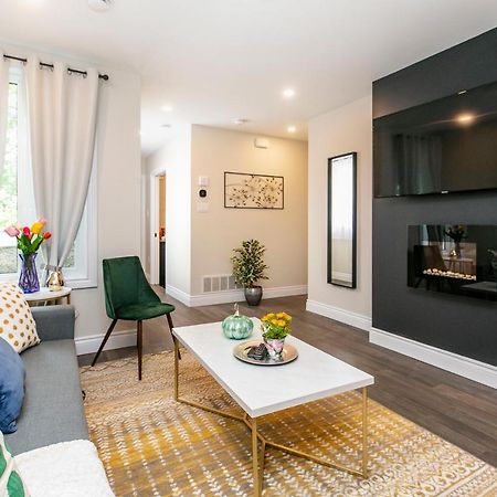 오타와 Luxury 1Br With King Bed - Steps From Byward Market! 아파트 외부 사진