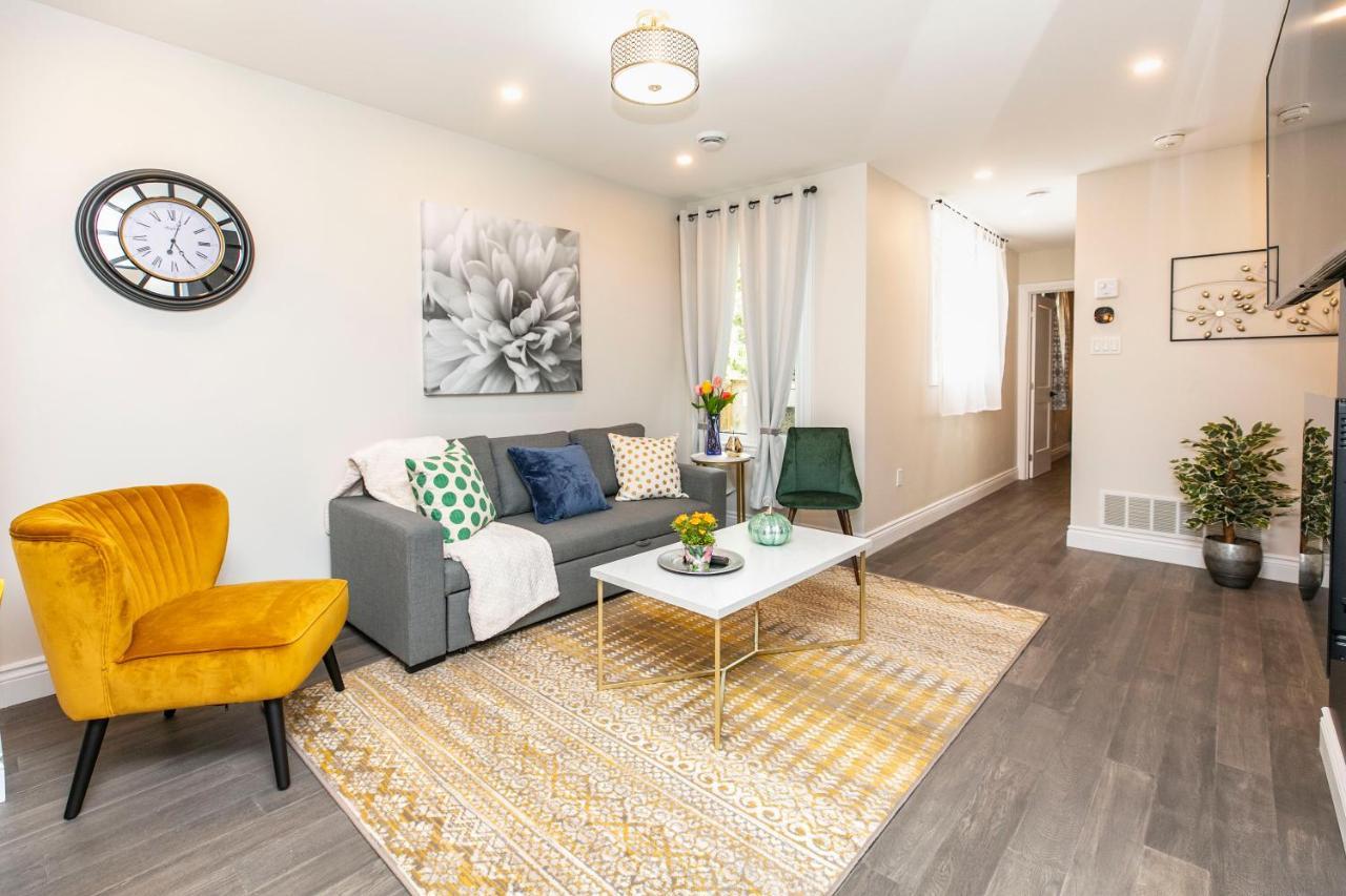 오타와 Luxury 1Br With King Bed - Steps From Byward Market! 아파트 외부 사진