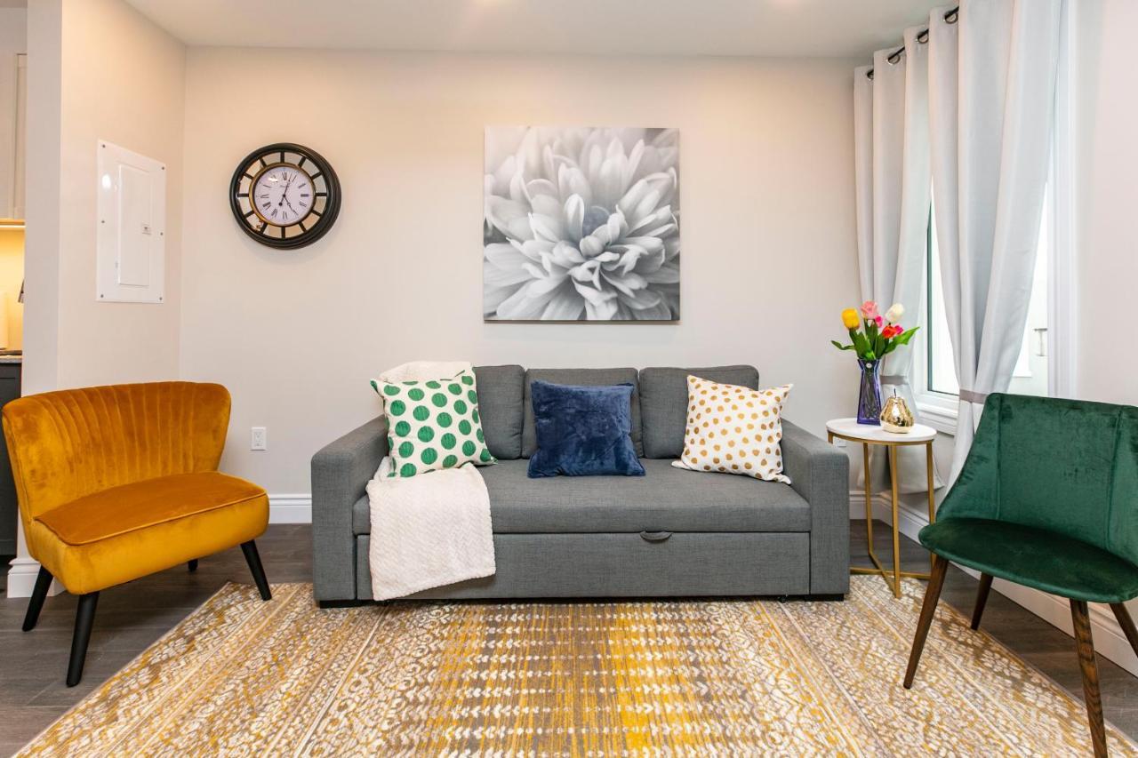 오타와 Luxury 1Br With King Bed - Steps From Byward Market! 아파트 외부 사진