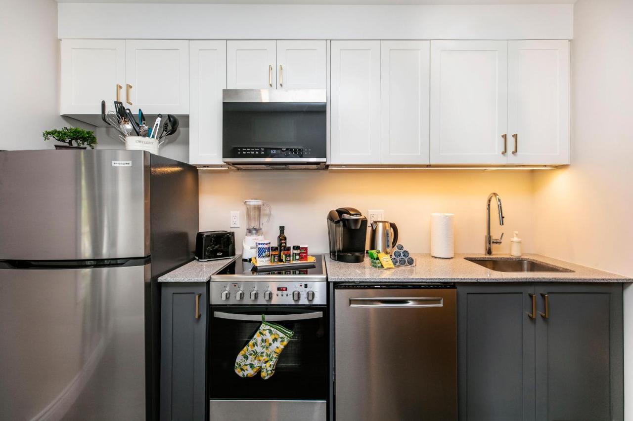 오타와 Luxury 1Br With King Bed - Steps From Byward Market! 아파트 외부 사진